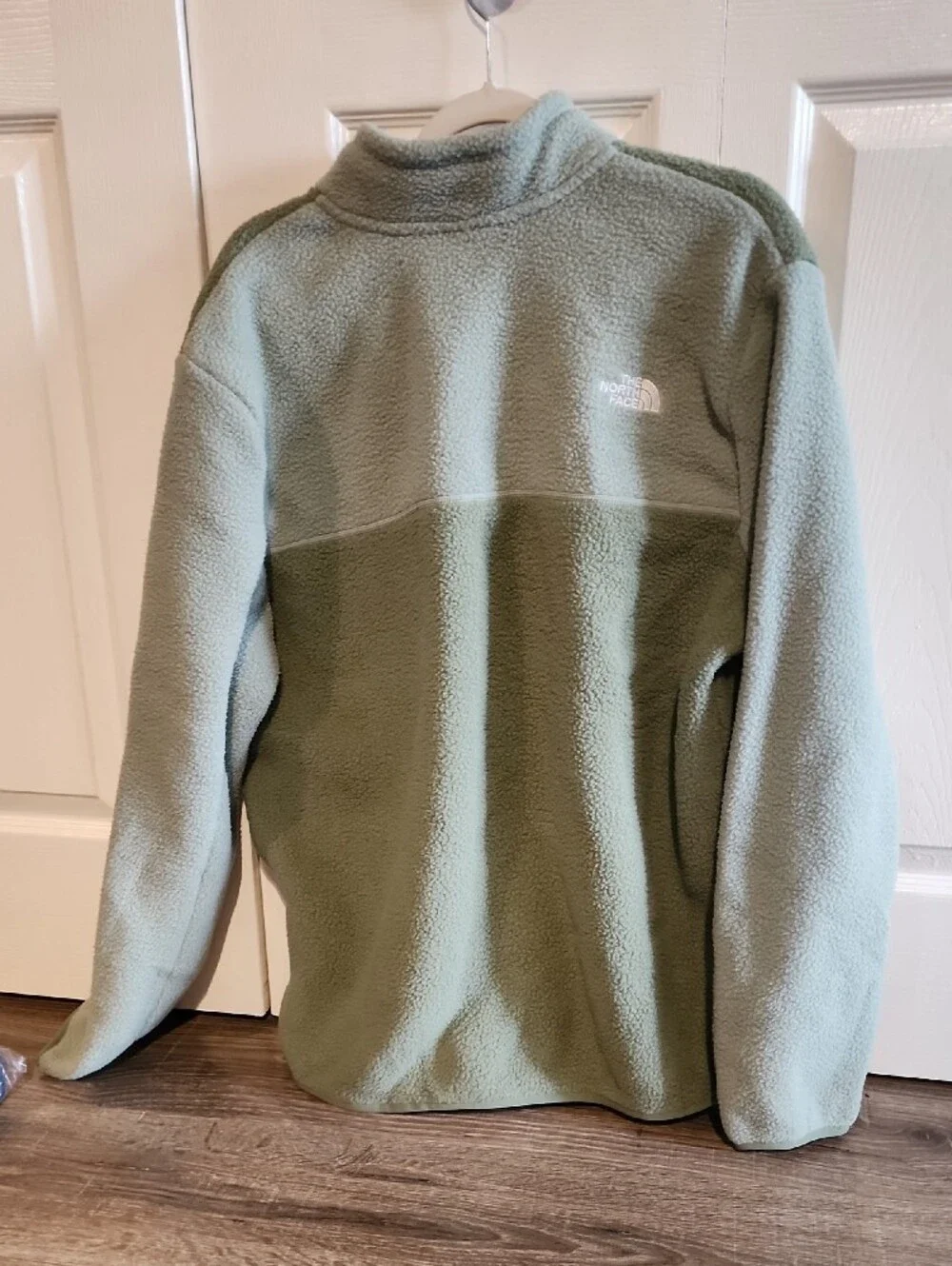 North Face Mens Yumiori Fleece in Bar Mist And Slate With  Yellow/Green Zippers